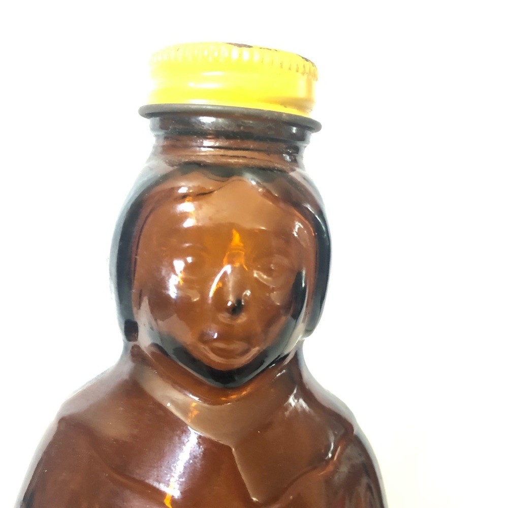 Mrs. Butterworth amber glass syrup bottle 10”circa 1965 excellent vintage cond